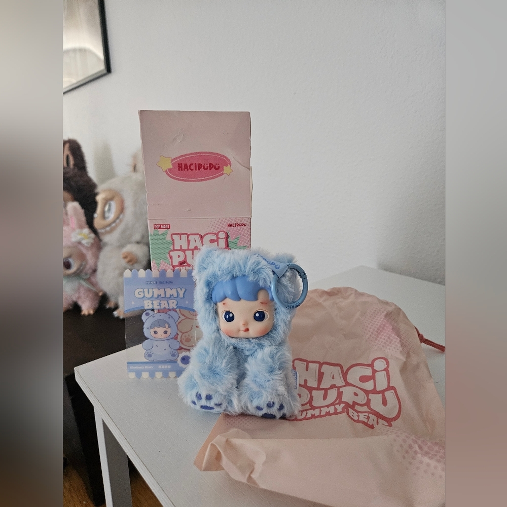 Hacipupu Gummy Bear Keychain By Pop Mart - Blueberry